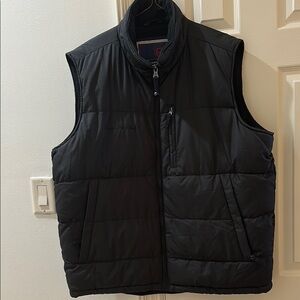 Men's Black Puffer Vest